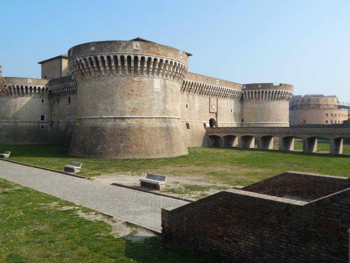 Molino Apolloni Madre Terra - B&B Ostra المظهر الخارجي الصورة